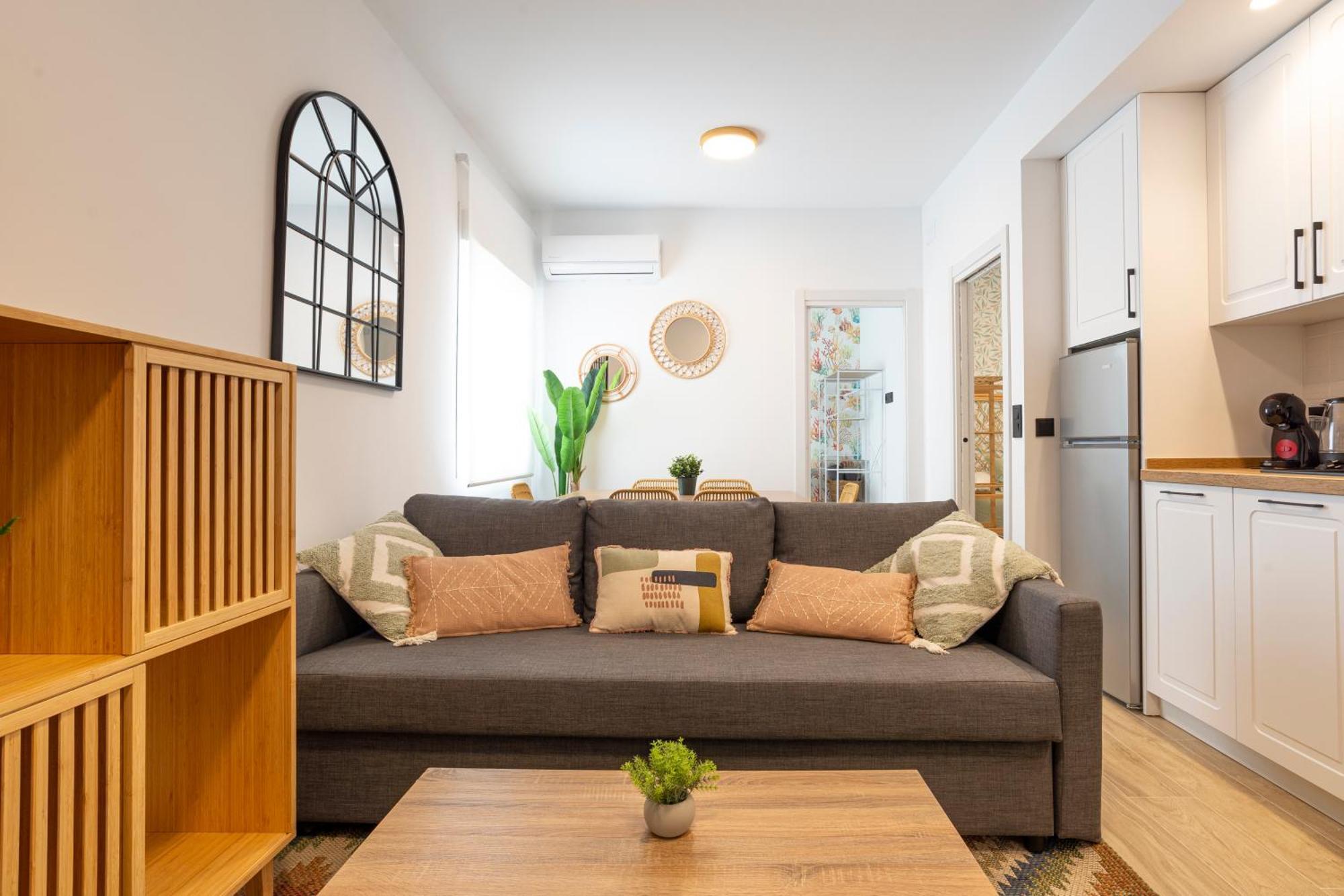 II Cozy & Modern Apartment Ayr Малага Екстериор снимка