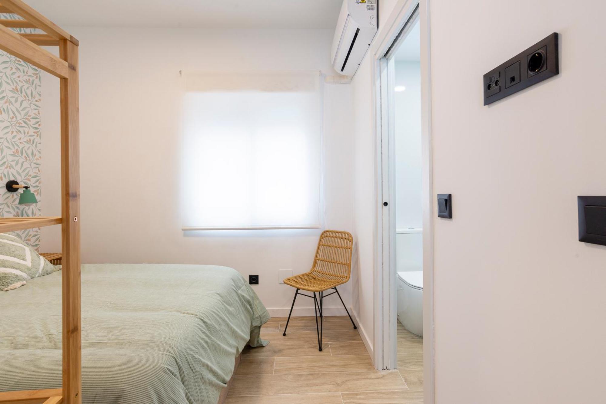 II Cozy & Modern Apartment Ayr Малага Екстериор снимка